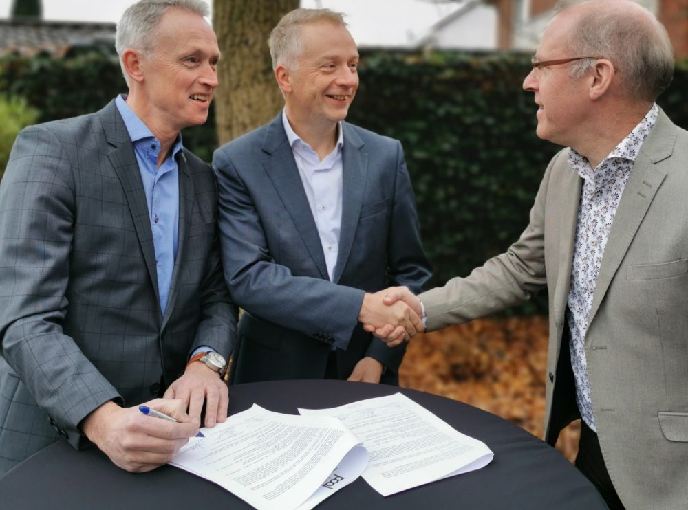 Gerwin Pol partner zorg ondertekening met Klaas Pool en Gerard Veger